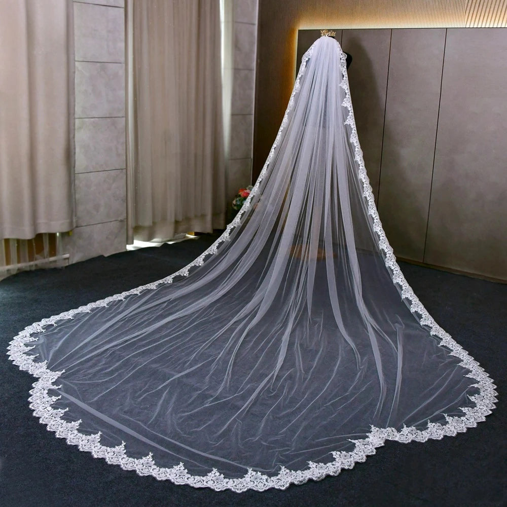 V-0134 4m Cathedral Bridal Veils 1 Tier Full Lace Edge Sequins