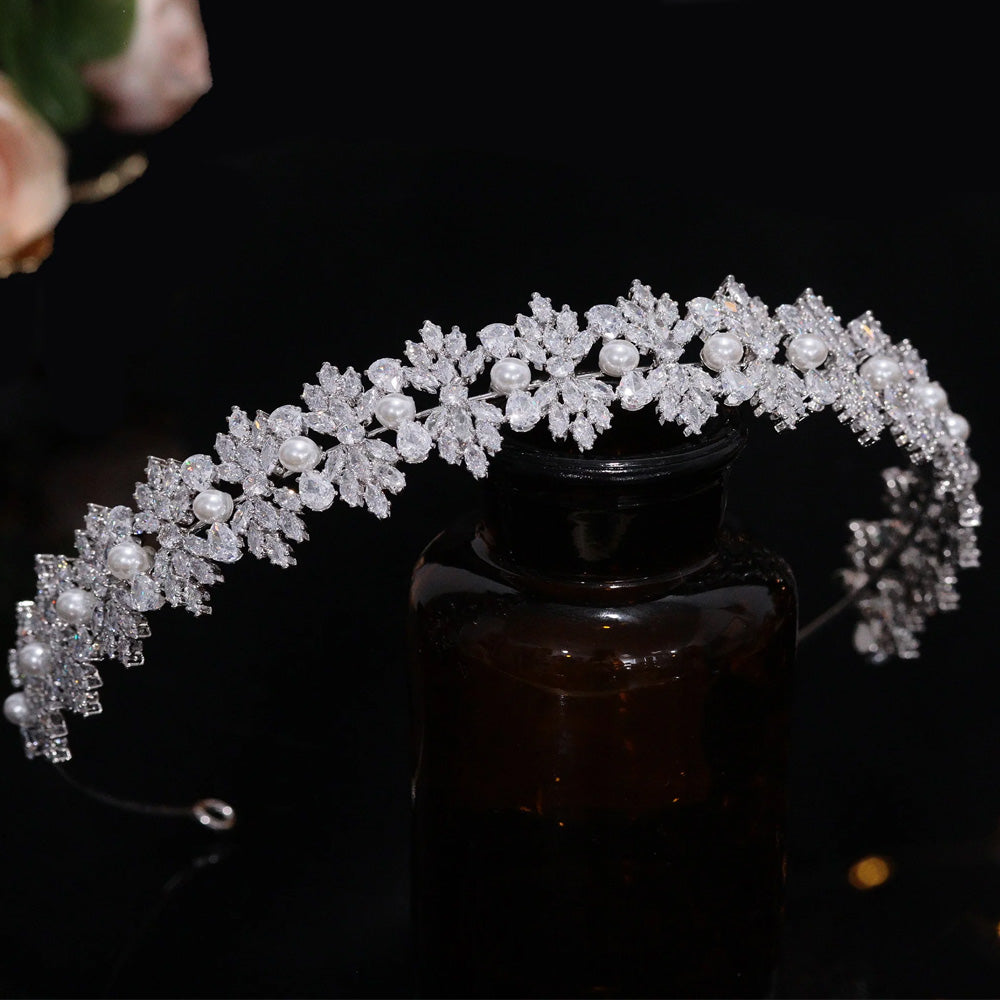 VH-3011 5A Cubic Zirconia and Pearls Wedding Headband