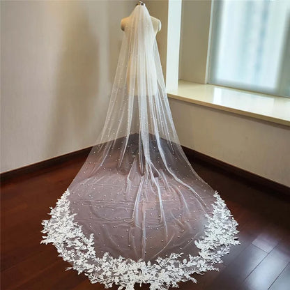 V-0148 Wedding Veil with Pearls and Lace Edge