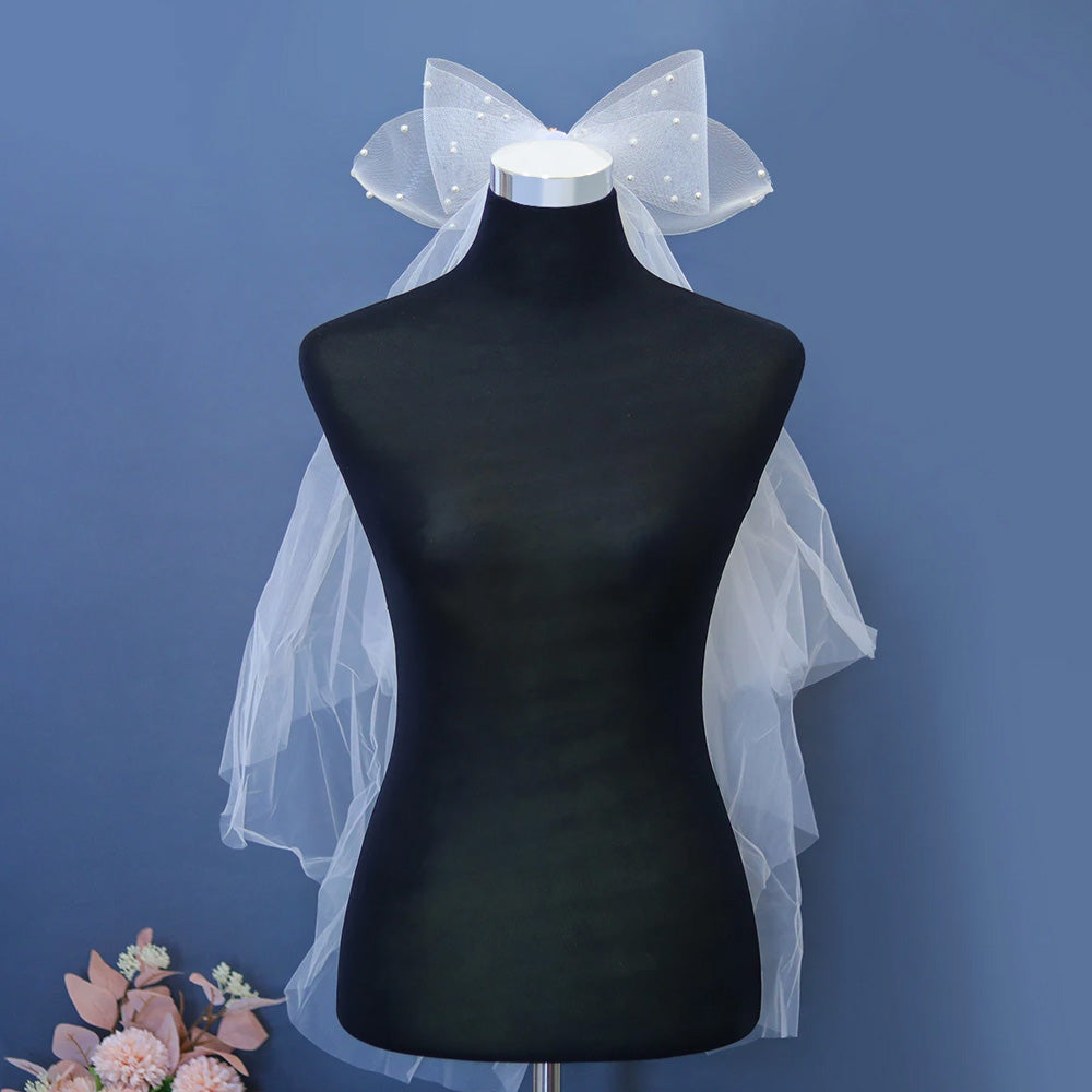 V-0128 Luxury Bridal Veil With Bow and Pearls